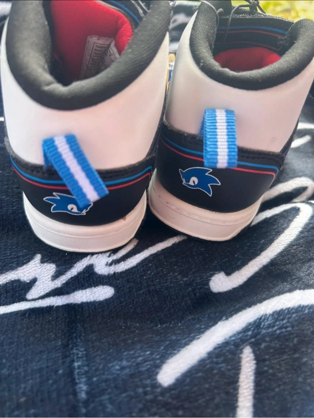 Unbranded Kids High-Top Sneakers with Sonic Graphic in Black/White/Blue